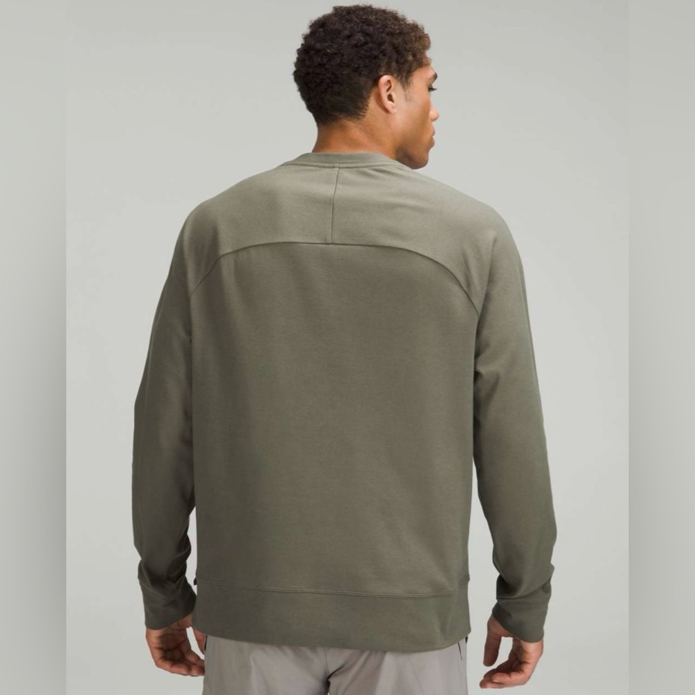 lululemon athletica Men's Crewneck Sweater in Olive Green - Picture 2 of 4